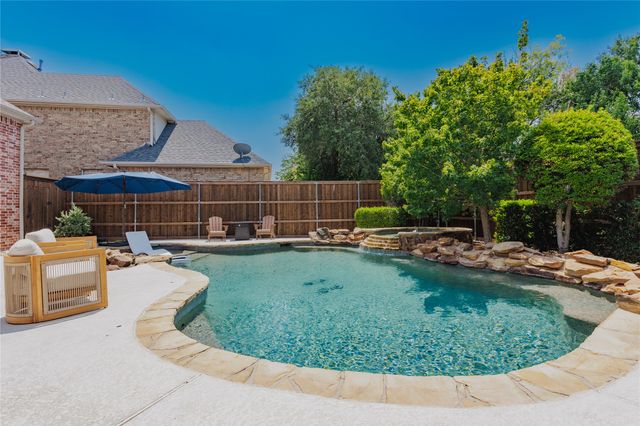 7611 Sweetgum Drive, Irving, TX 75063