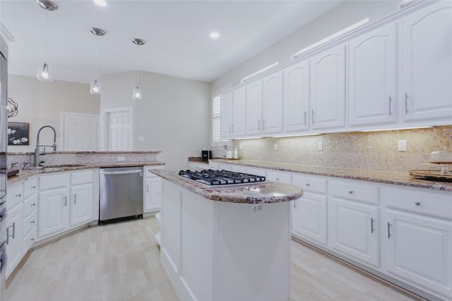 7611 Sweetgum Drive, Irving, TX 75063