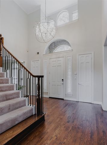 7611 Sweetgum Drive, Irving, TX 75063