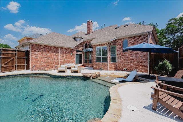 7611 Sweetgum Drive, Irving, TX 75063