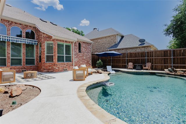 7611 Sweetgum Drive, Irving, TX 75063