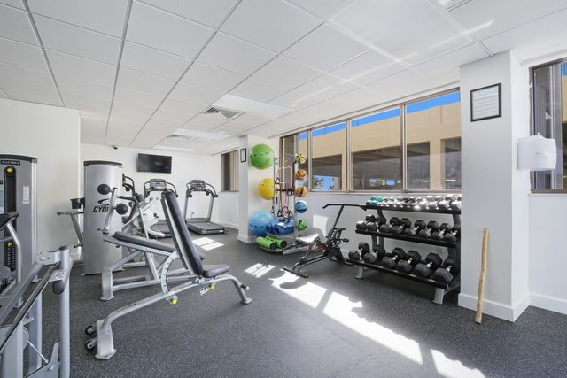 5600 N Flagler Drive 605, West Palm Beach, FL 33407