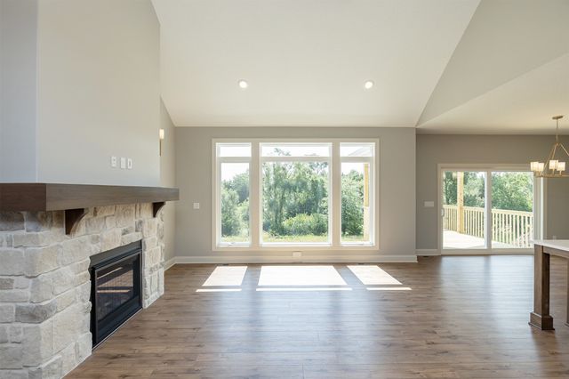 1436 Trail Creek Road, Huxley, IA 50124