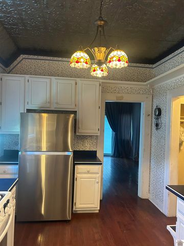 85 Main Street, Cadiz, KY 42211