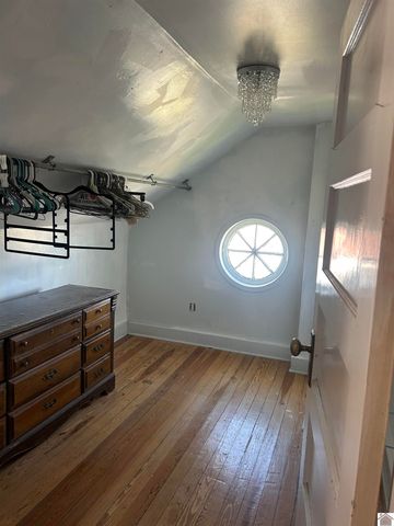 85 Main Street, Cadiz, KY 42211