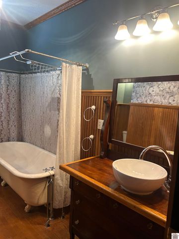 85 Main Street, Cadiz, KY 42211