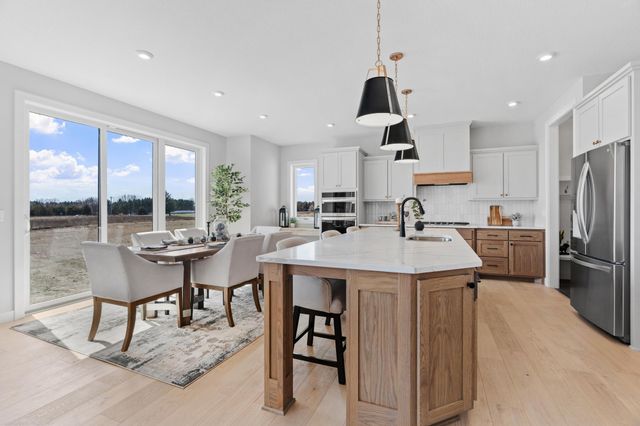 15384 Xylite Street NE, Ham Lake, MN 55304