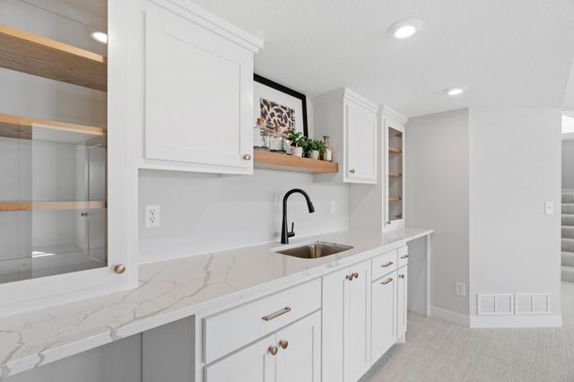 15384 Xylite Street NE, Ham Lake, MN 55304