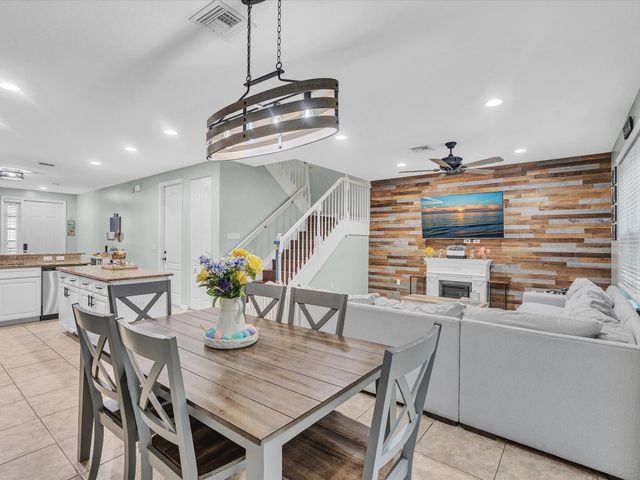 7758 SW 52nd Place 7758, Davie, FL 33328