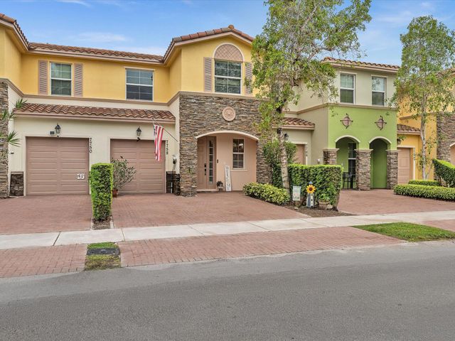 7758 SW 52nd Place 7758, Davie, FL 33328
