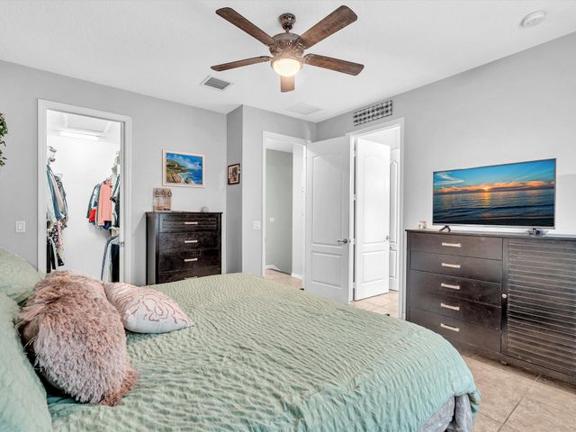 7758 SW 52nd Place 7758, Davie, FL 33328