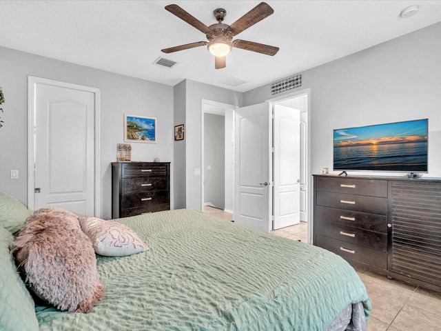 7758 SW 52nd Place 7758, Davie, FL 33328