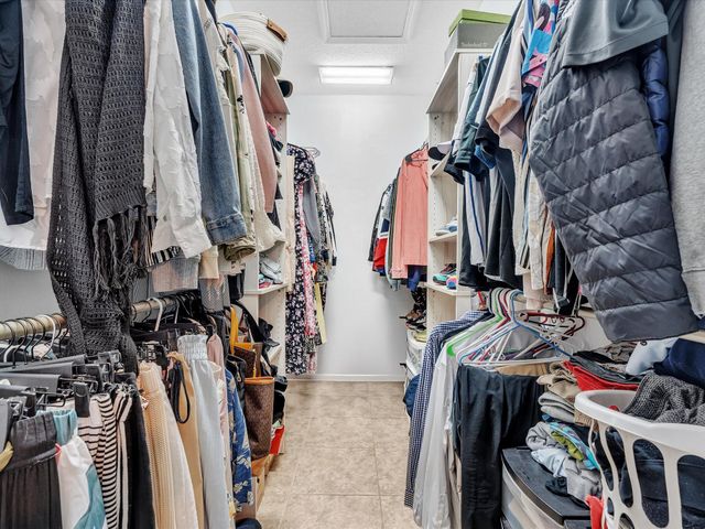 7758 SW 52nd Place 7758, Davie, FL 33328