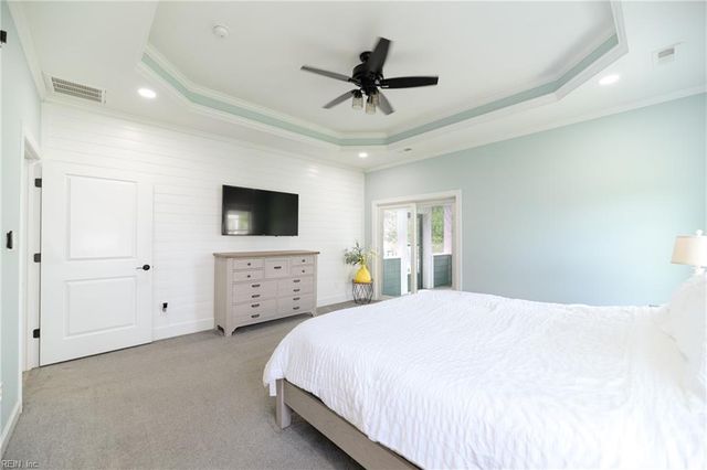 115 Osborn LN, Seaford, VA 23696