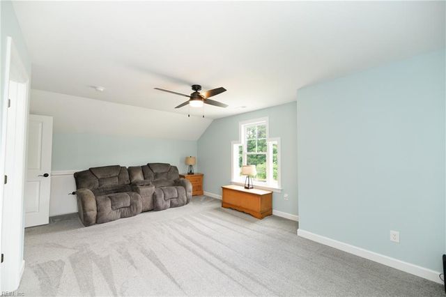 115 Osborn LN, Seaford, VA 23696