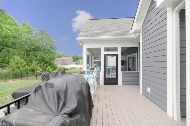 115 Osborn LN, Seaford, VA 23696