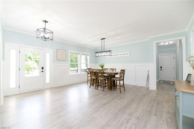 115 Osborn LN, Seaford, VA 23696