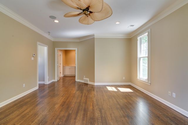 871 HARBOR BEND RD, Memphis, TN 38103