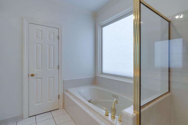 871 HARBOR BEND RD, Memphis, TN 38103