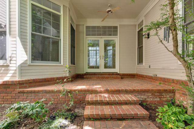 871 HARBOR BEND RD, Memphis, TN 38103