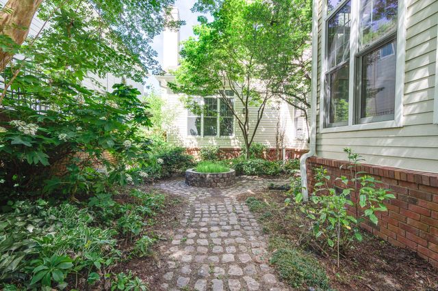 871 HARBOR BEND RD, Memphis, TN 38103
