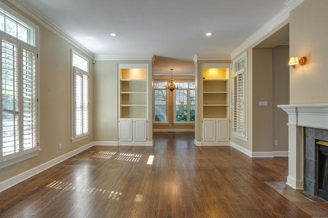 871 HARBOR BEND RD, Memphis, TN 38103