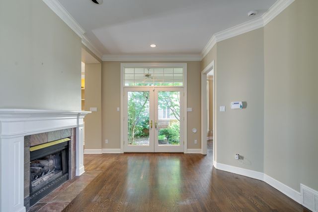 871 HARBOR BEND RD, Memphis, TN 38103