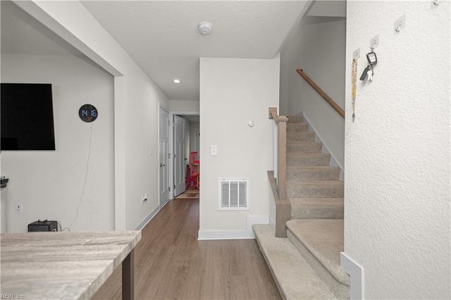 205 Fost BLVD, Moyock, NC 27958