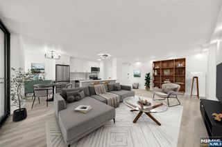 300 Winston Drive 2519, Cliffside Park, NJ 07010