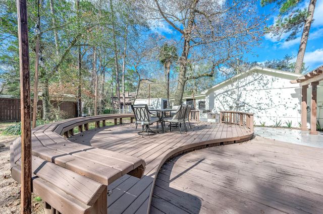 26715 Maplewood Drive, Spring, TX 77386