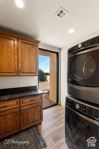 4907 N MESA RD, Virgin, UT 84779