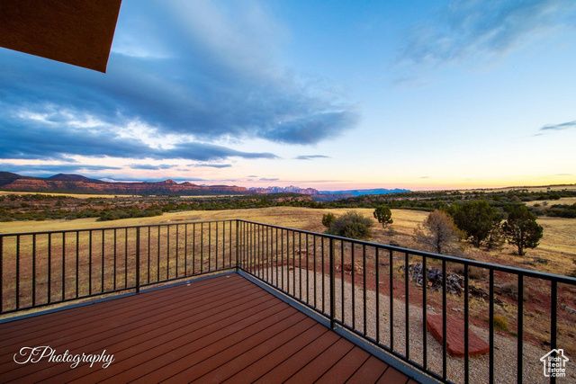 4907 N MESA RD, Virgin, UT 84779