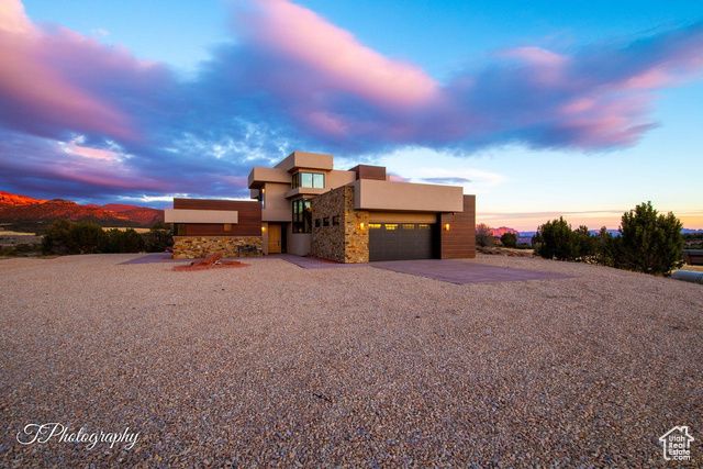 4907 N MESA RD, Virgin, UT 84779