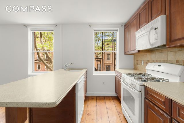 38 Douglass Street, New York City, NY 11231