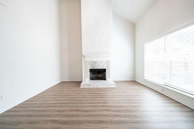9107 Belle Glen Drive, Houston, TX 77099