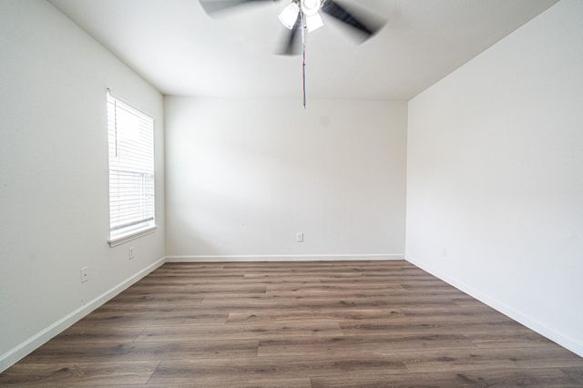 9107 Belle Glen Drive, Houston, TX 77099