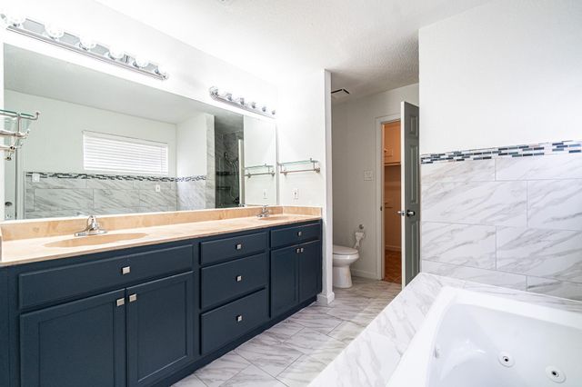 9107 Belle Glen Drive, Houston, TX 77099