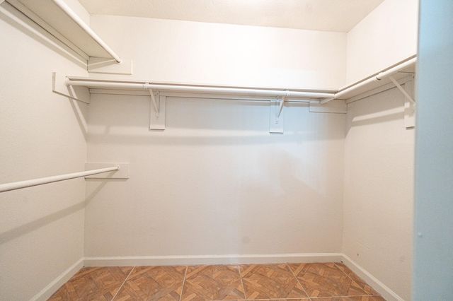 9107 Belle Glen Drive, Houston, TX 77099