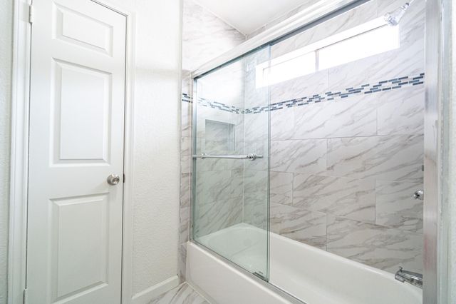 9107 Belle Glen Drive, Houston, TX 77099