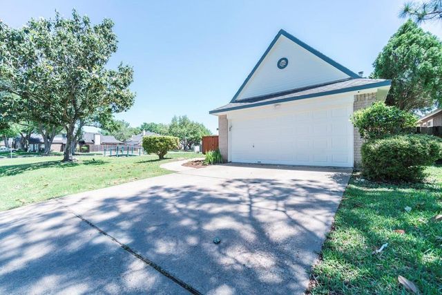 9107 Belle Glen Drive, Houston, TX 77099