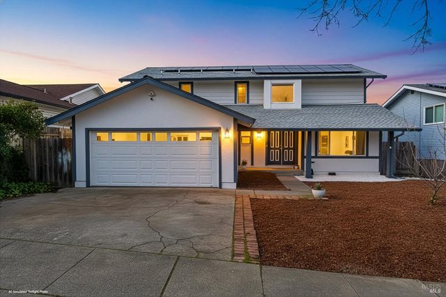 2594 Vine Hill Dr, Napa, CA 94558