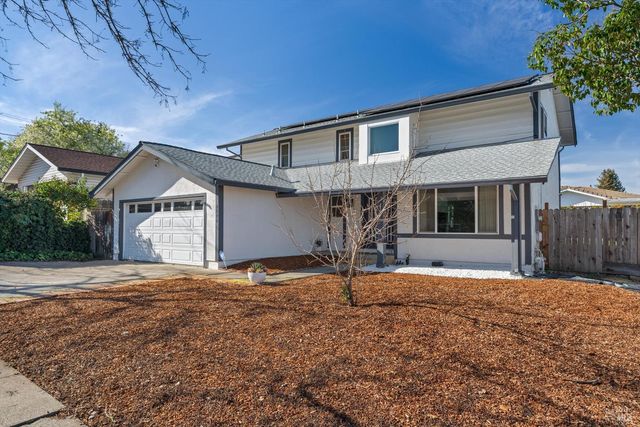 2594 Vine Hill Dr, Napa, CA 94558