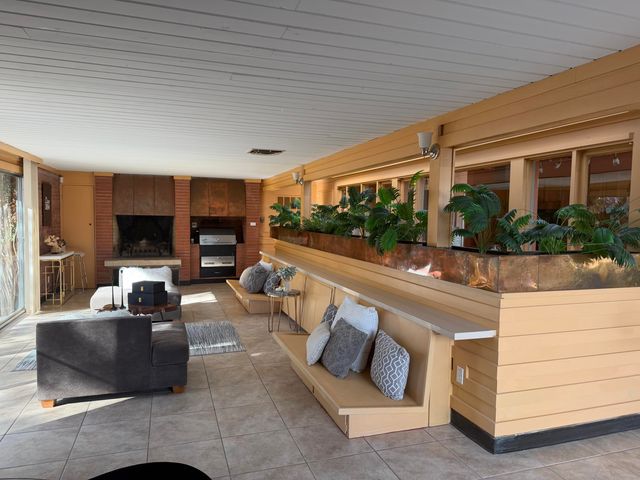 4818 Royene Avenue NE, Albuquerque, NM 87110