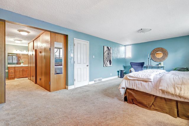 4818 Royene Avenue NE, Albuquerque, NM 87110