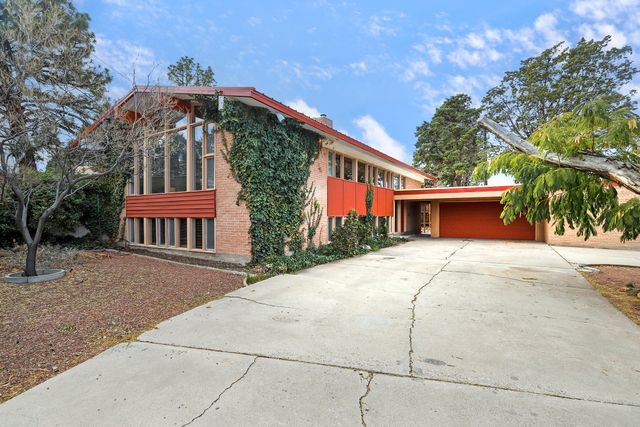 4818 Royene Avenue NE, Albuquerque, NM 87110