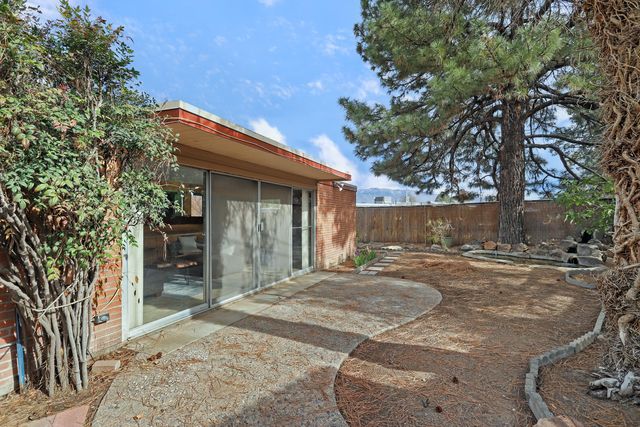 4818 Royene Avenue NE, Albuquerque, NM 87110