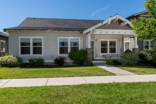 1550 NW Kingwood Avenue, Redmond, OR 97756