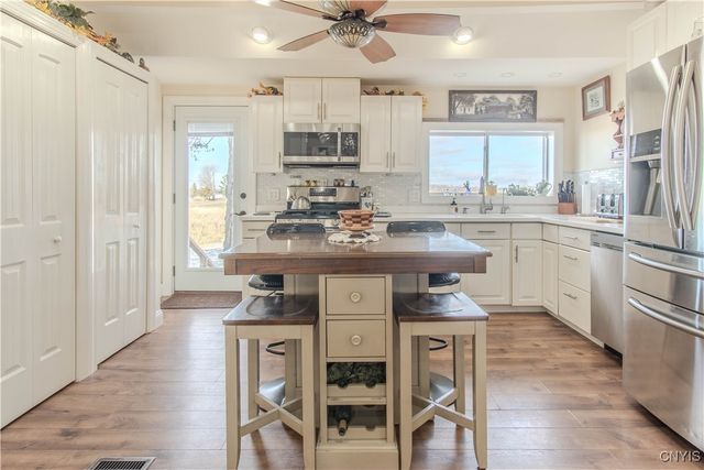 208 River Road, Hammond, NY 13646