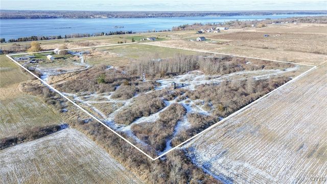 208 River Road, Hammond, NY 13646