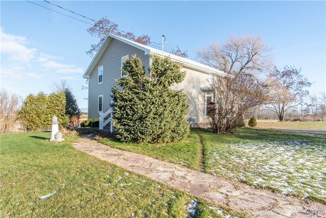 208 River Road, Hammond, NY 13646